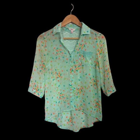 3/4 Sleeve Blue Butterfly Smock Style Blouse - Picture 1 of 7